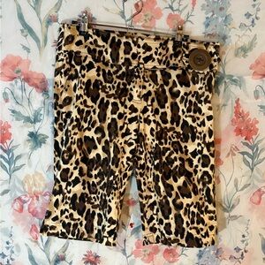 Vintage Cache Leopard Print Women's Bermudas